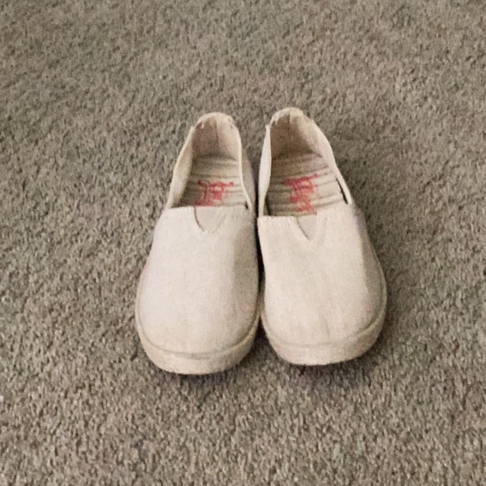 Jellypop Tan Slippers Cozy Comfort